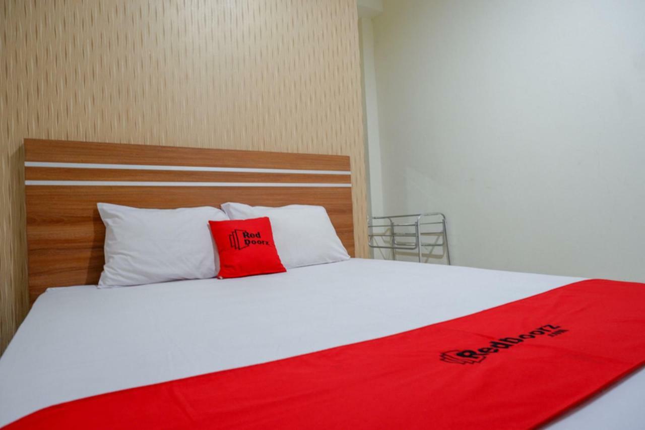 Reddoorz Near Living Plaza Purwokerto Hotel Ngoại thất bức ảnh