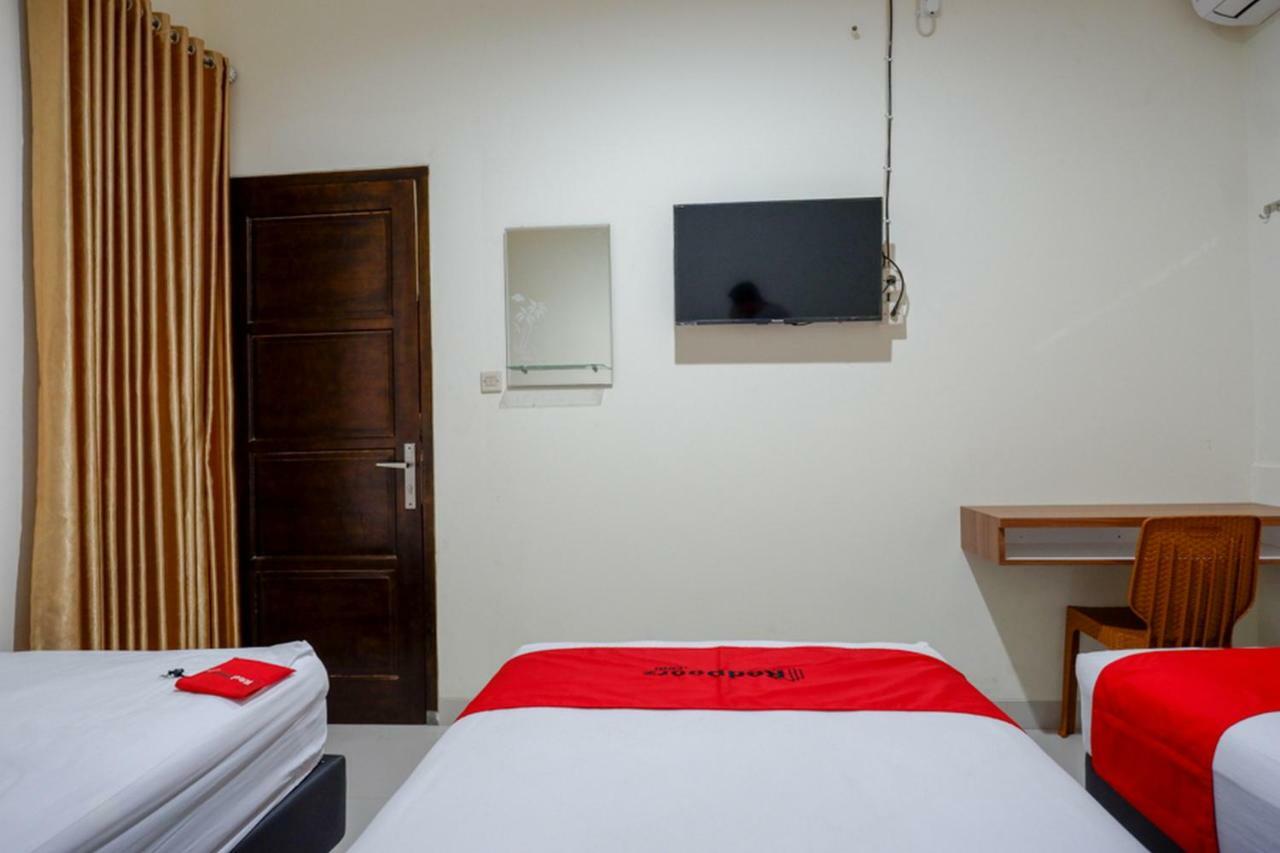 Reddoorz Near Living Plaza Purwokerto Hotel Ngoại thất bức ảnh