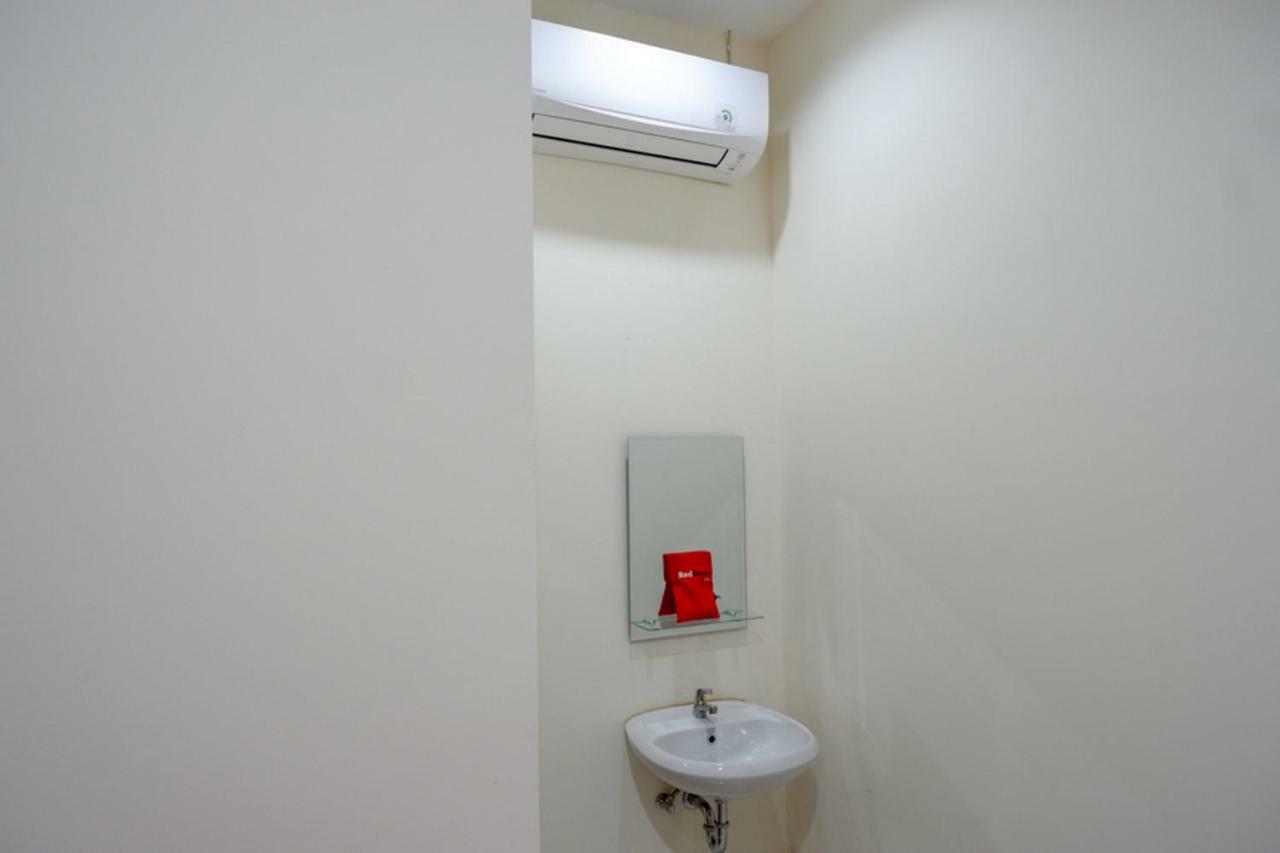 Reddoorz Near Living Plaza Purwokerto Hotel Ngoại thất bức ảnh